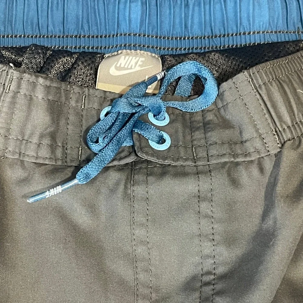 Nike Swim Trunks Mens L Black Blue Excellent Mesh‎ Liner Board Shorts